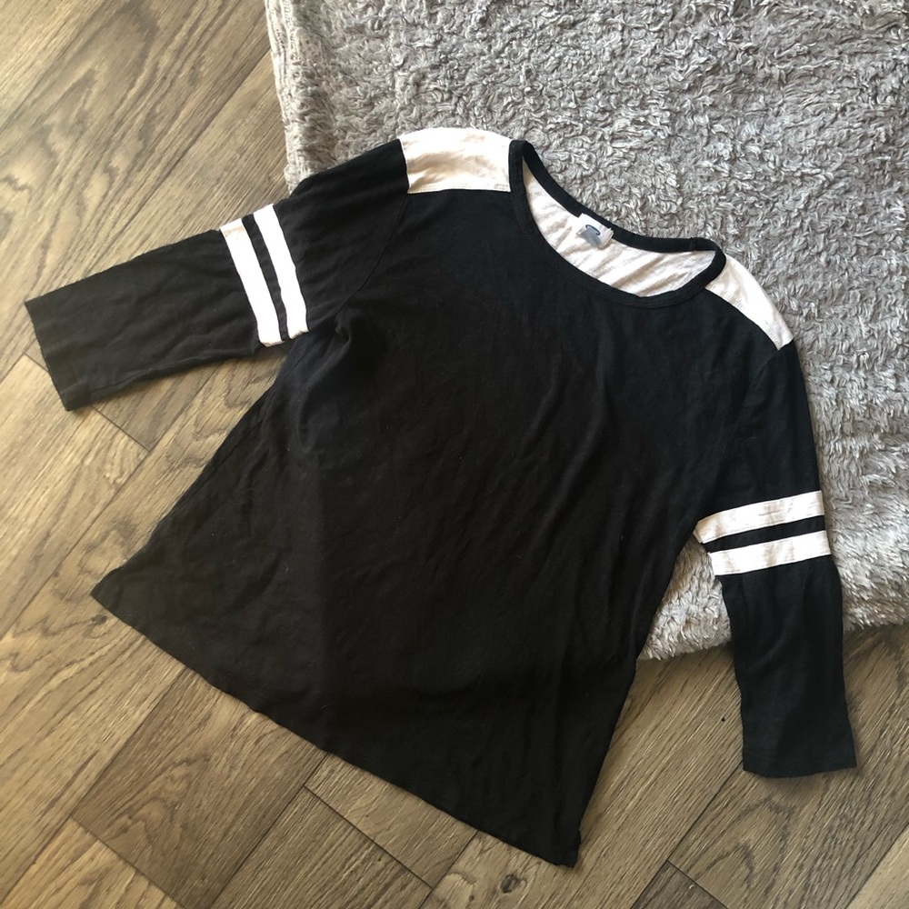 Black & White Old Navy Jersey Shirt